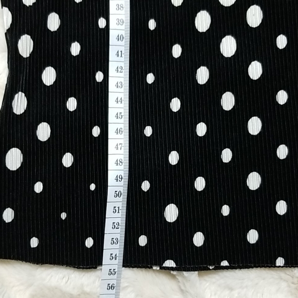 Victoria EssentialsBlouse - Picture 5 of 6